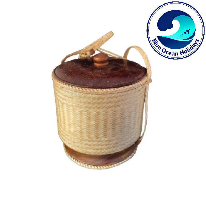 Handwoven Lao Sticky Rice Container with Lid – Natural Bamboo (13cm x 13cm)