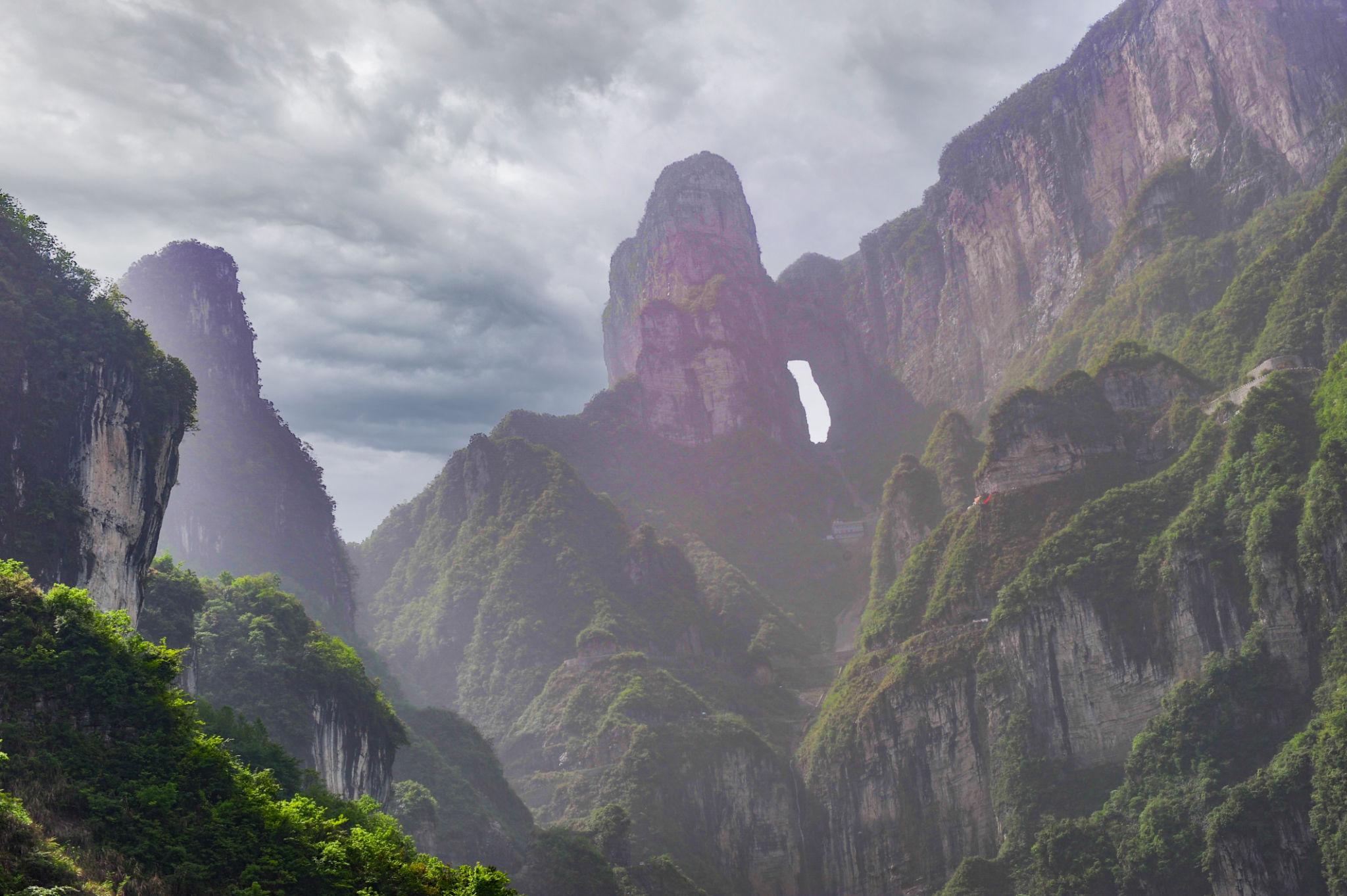 Hunan Zhangjiajie & Changsha 5 Days 4 Nights Tour | Tianmen Mountain & Avatar Mountains